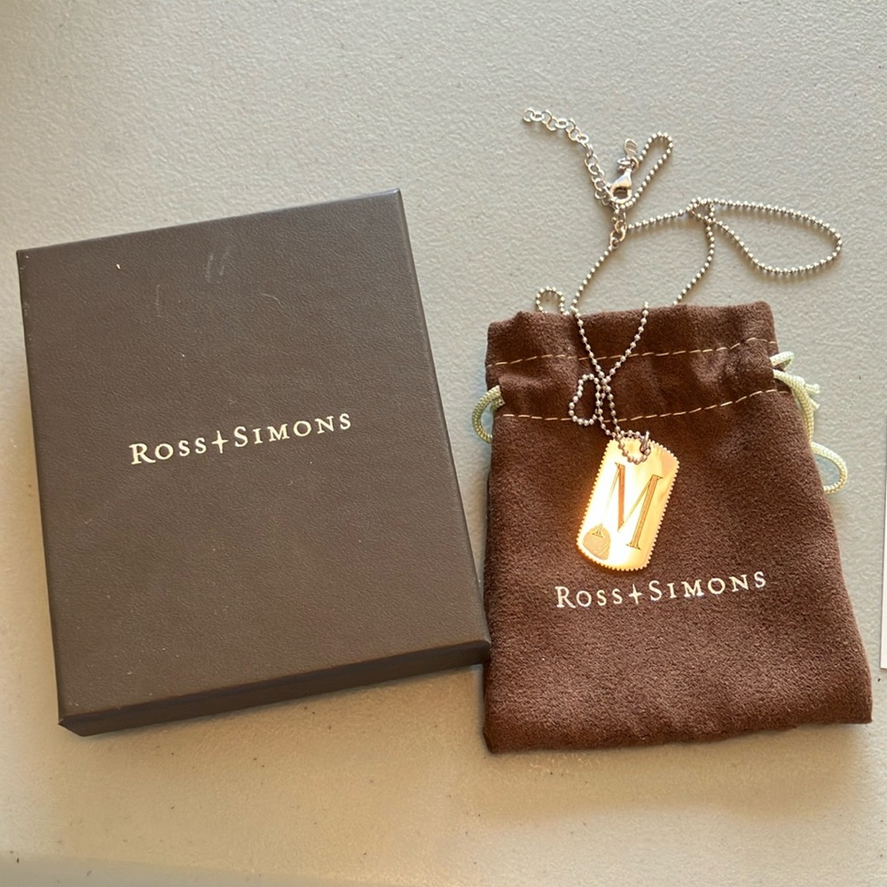 Sterling Silver Initial 'M' Dog Tag Necklace New in Box. - Picture 4 of 7